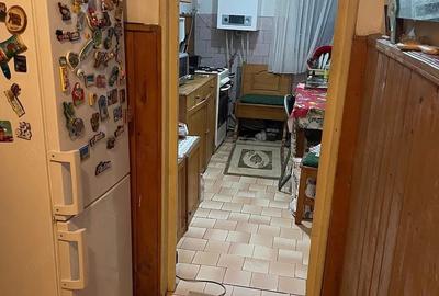 Apartament cu 2 camere decomandat în Exterior Vest
