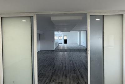 Spațiu comercial, de 156 mp, în Șanț - 6