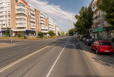 Spațiu comercial, de 69 mp, în Canta