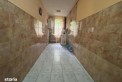 Apartament cu 3 camere în Republicii