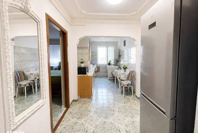 Apartament cu 3 camere decomandat în Tomis Nord