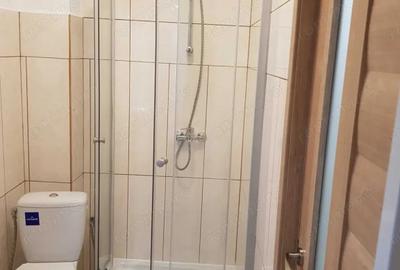 Apartament cu 2 camere semidecomandat în Gara de Nord
