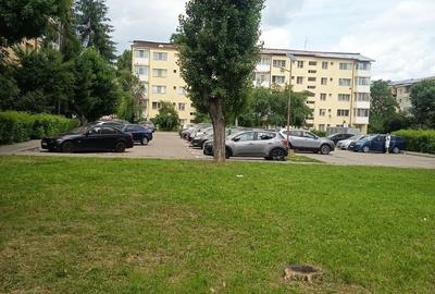 Apartament cu 2 camere în Micro 6 - 1