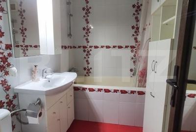 Apartament cu 3 camere decomandat în Central - 3