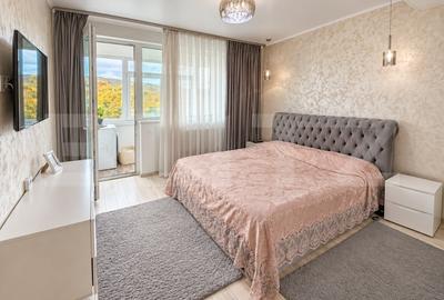 Apartament cu 3 camere decomandat, mobilat în Bucium