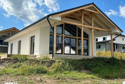 Casă cu 4 camere cu Teren 700 Mp în Livezeni - 7