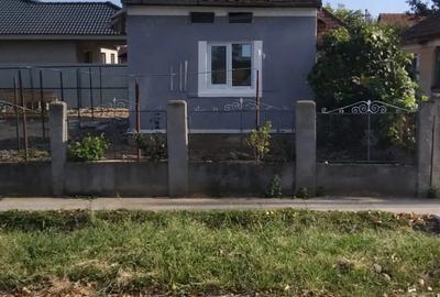 Casă cu Teren 131 Mp în Petin