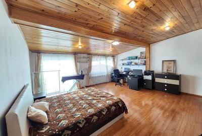 Apartament cu 3 camere decomandat, mobilat în Polonă - 4