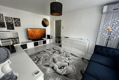 Apartament cu 3 camere semidecomandat, mobilat în 1 Decembrie 1918 - 1