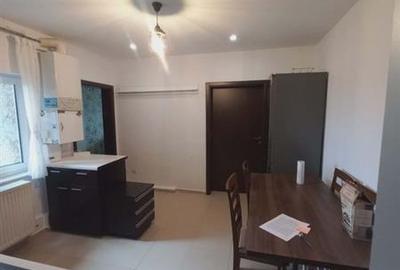 Apartament cu 2 camere semidecomandat, mobilat în Centrul Istoric - 3