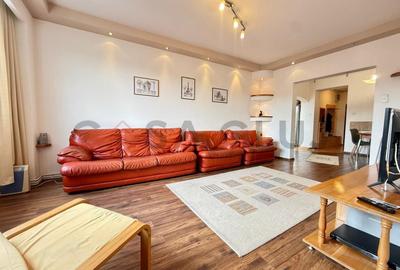 Apartament cu 4 camere semidecomandat, mobilat în Zorilor