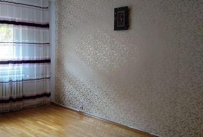 Apartament cu 2 camere decomandat în Sărari - 2