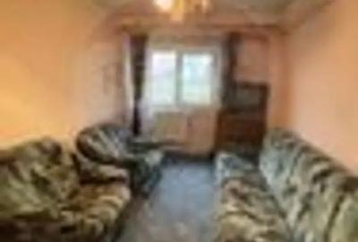 Apartament cu 3 camere decomandat în Rădăuți - 1