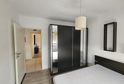 Apartament cu 3 camere semidecomandat, mobilat în Aradului