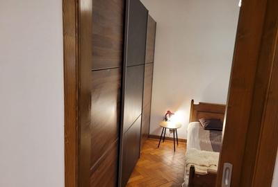 Apartament cu 2 camere semidecomandat în Complex Studențesc