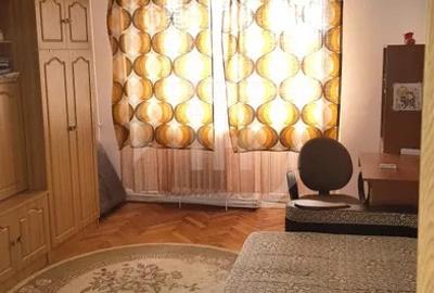 Apartament cu 3 camere decomandat, mobilat în Mănăștur
