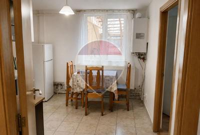 Apartament cu 2 camere decomandat în Bartolomeu