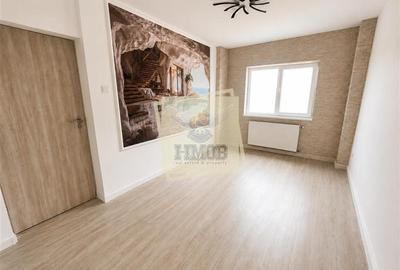 Apartament cu 3 camere decomandat în Mihai Viteazul