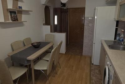 Apartament cu 2 camere decomandat în Central - 4