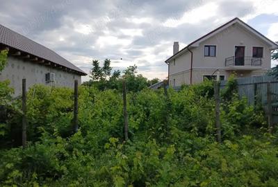 Teren de 500 mp, în Vânători - 2