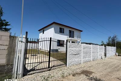 Casă cu 4 camere cu Teren 344 Mp în Berceni