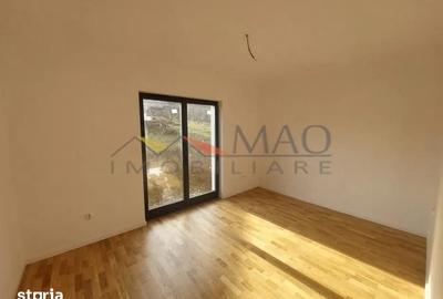 Casă cu 4 camere decomandat cu Teren 700 Mp în Central - 2