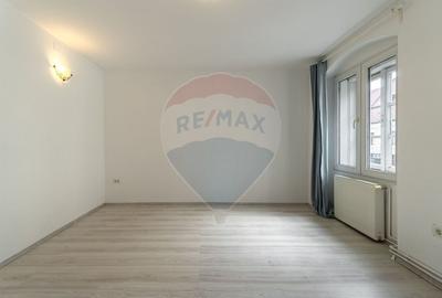 Apartament cu 2 camere semidecomandat în Centrul Istoric - 2