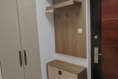 Garsonieră decomandată în Decebal