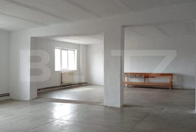 Spațiu comercial, de 1,000 mp, în Exterior Nord