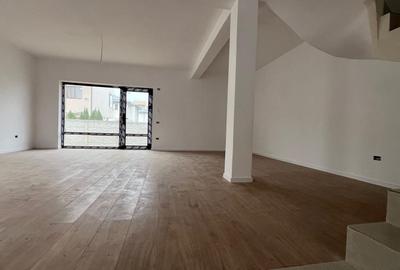 Duplex cu 5 camere cu Canalizare în Nord - 9
