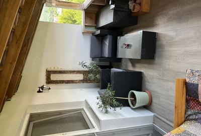 Apartament cu 4 camere decomandat în Zăvoi - 2