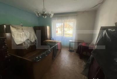 Casă cu 4 camere cu Teren 842 Mp în Titulescu - 3