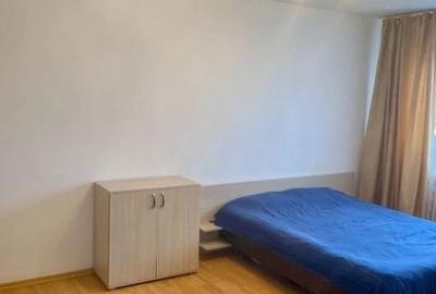 Garsonieră decomandată în Girocului