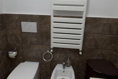 Garsonieră decomandată în Central - 7