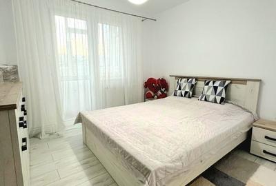 Apartament cu 2 camere semidecomandat în Obor