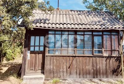Casă cu 2 camere cu Teren 498 Mp în Ungheni