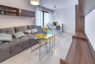 Apartament cu 3 camere decomandat în Nord-Est