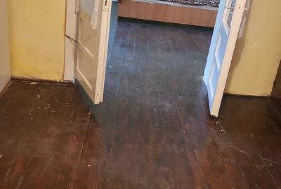 Casă cu 2 camere cu Teren 45 Mp în Central - 1