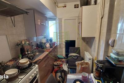 Garsonieră decomandată în Rovine
