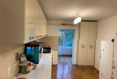 Apartament cu 3 camere decomandat în Mircea cel Bătrân - 1