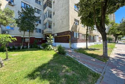Apartament cu 2 camere decomandat în Casa de Cultură - 16
