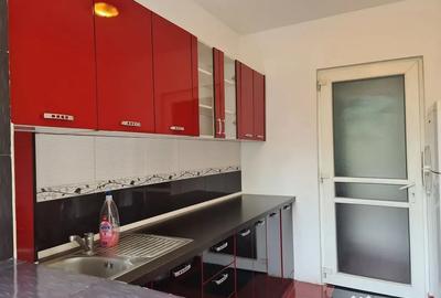 Apartament cu 2 camere semidecomandat în Micro 16