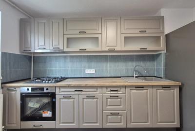 Apartament cu 3 camere decomandat în Calea Dumbrăvii