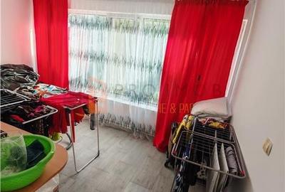 Apartament cu 4 camere semidecomandat în 1 Decembrie - 4