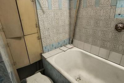 Apartament cu 3 camere semidecomandat în Berceni - 9