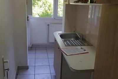 Garsonieră decomandată în Hipodrom - 3