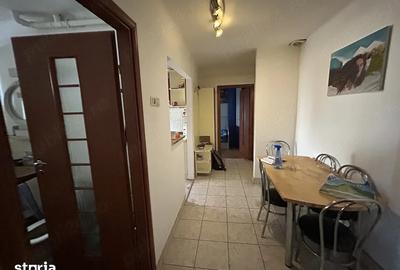 Apartament cu 3 camere semidecomandat în Central - 10