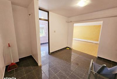 Apartament cu 2 camere semidecomandat în Vest