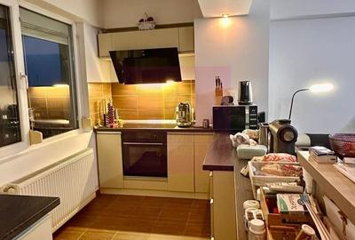 Apartament cu 3 camere decomandat, mobilat în Sebastian