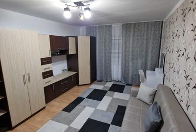 Apartament cu 2 camere decomandat în Exterior Vest